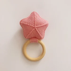 Hochet Étoile Bébé – Anneau Dentition en Bois & Crochet Fait Main