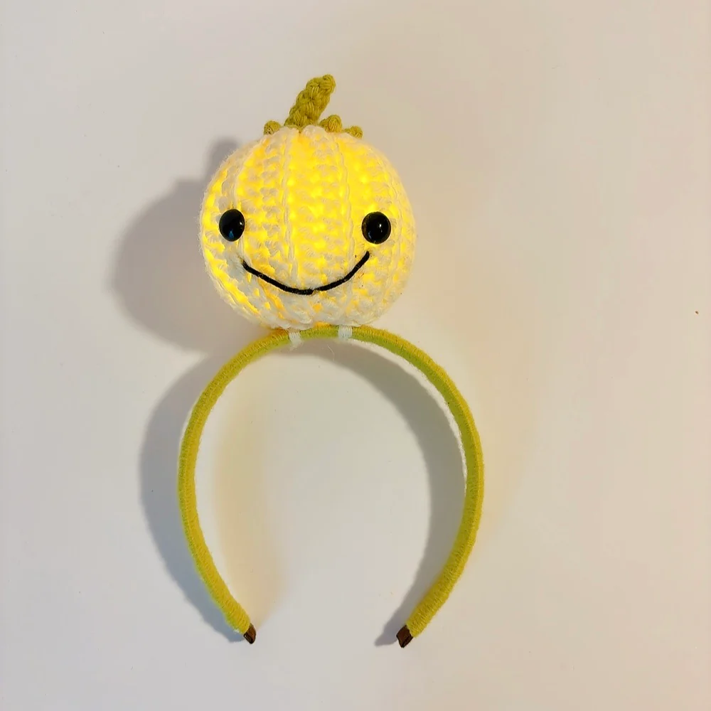 Serre-Tête Crochet Lumineux "Citrouille Souriante" – Image 9