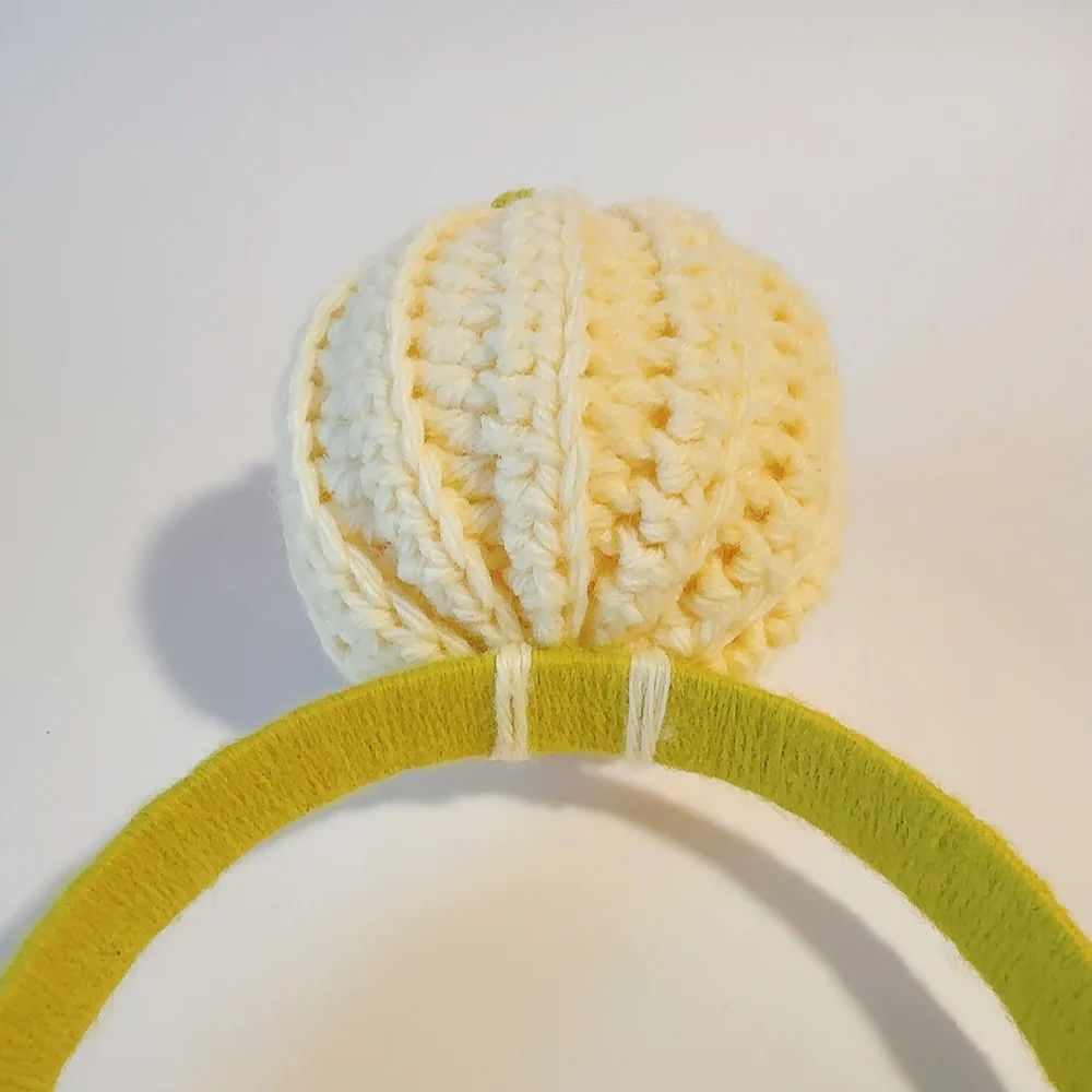 Serre-Tête Crochet Lumineux "Citrouille Souriante" – Image 8