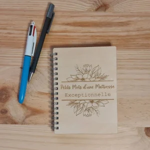 Carnet en Bois « Petits Mots d&rsquo;une Maitresse, ATSEM, Nounou » Exceptionnelle