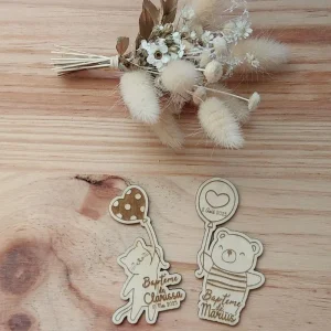 Magnet baptême ourson ou chaton avec ballon – Cadeau invité personnalisé