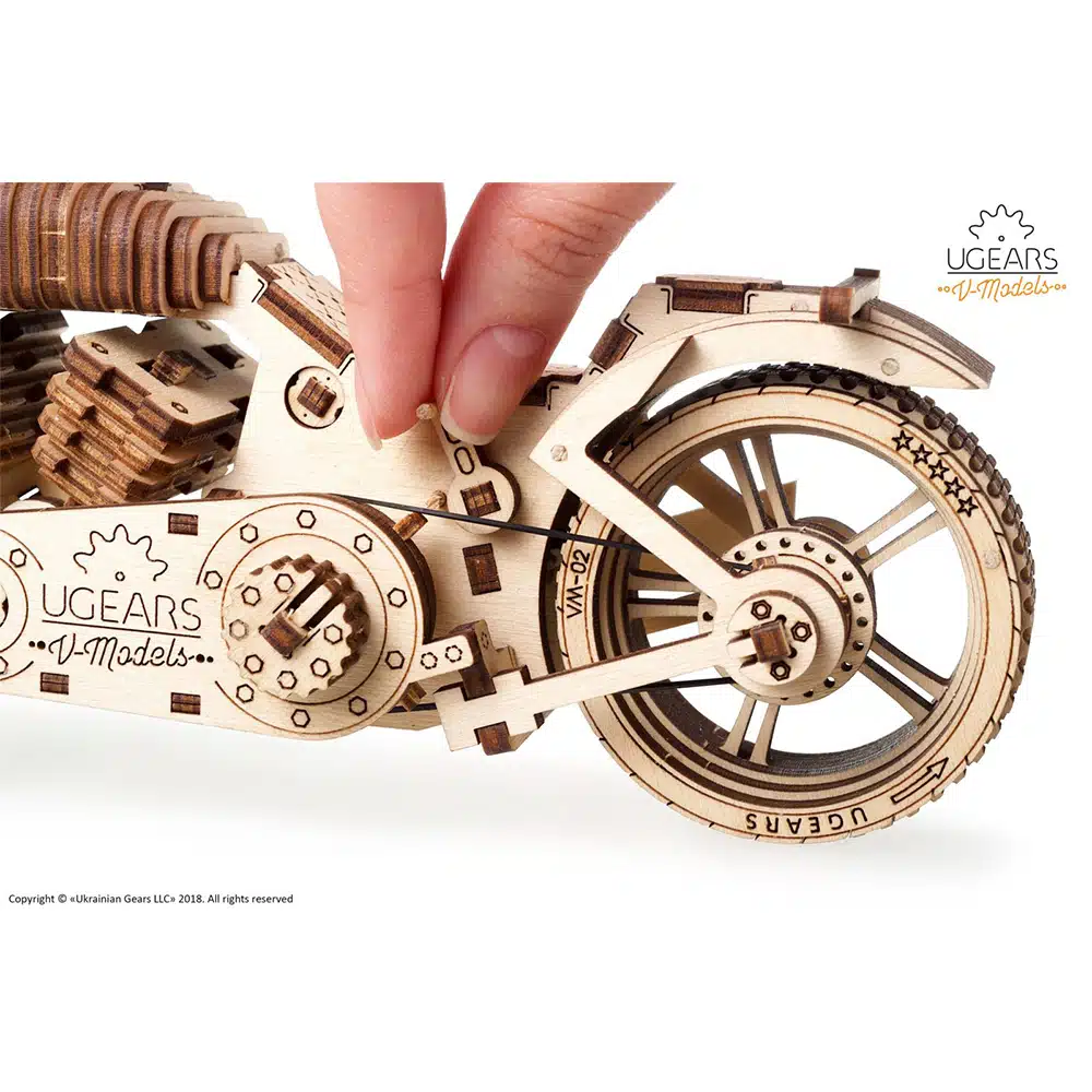Puzzle 3D Moto VM-02 – Ugears – Image 3