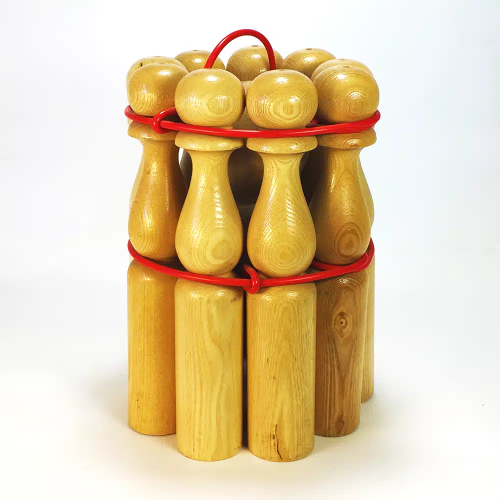 Quilles en bois vernies 30 cm – Artisans du Jura