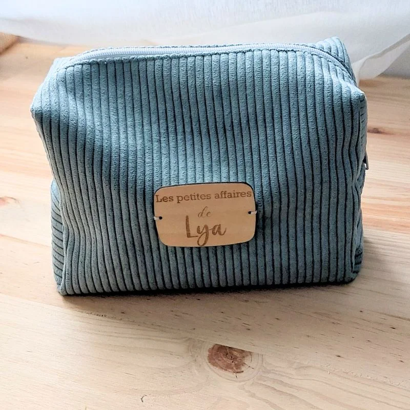 Trousse de toilette personnalisée avec étiquette en bois – Pour enfants et adultes