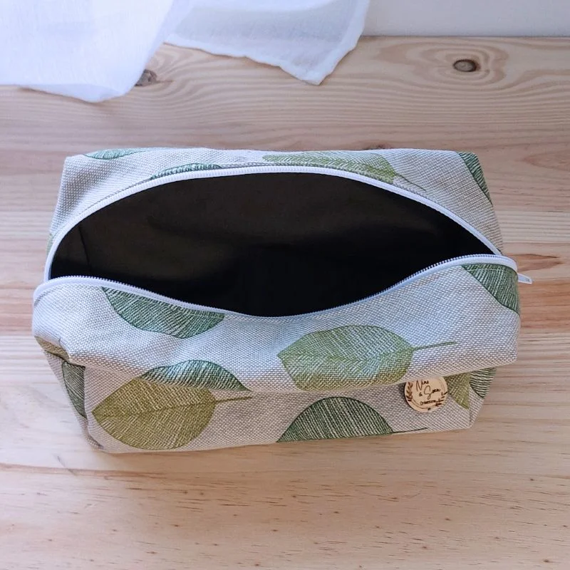 Trousse de toilette personnalisée avec étiquette en bois – Pour enfants et adultes – Image 9